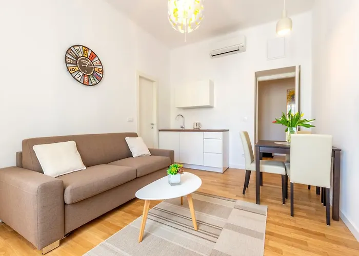 I Apartment Split
